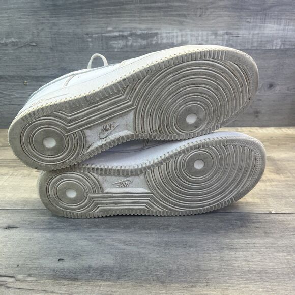 Nike Air Force 1 07 Low Mens Size 10.5 White Athletic Lifestyle Shoes Sneakers main image 8